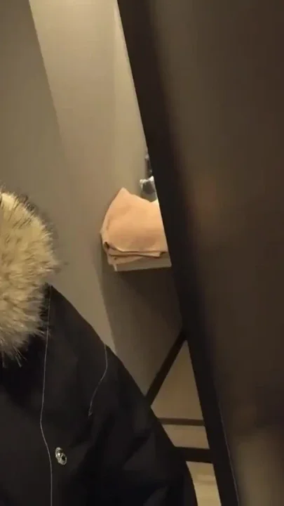 Hit the Jackpot Insanely Busty Beauty One Look and You Fre Already Done