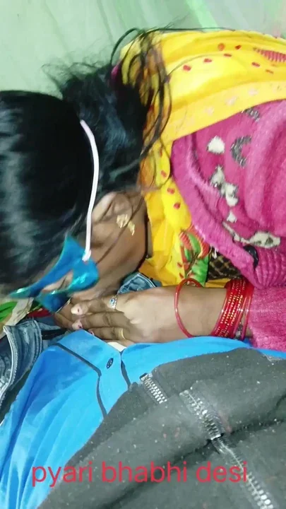Cock water sucked from the mouth and took out sister-in-lawHindi sexy