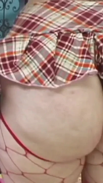 Big tits babe rides a massive cock to a tits cumshot