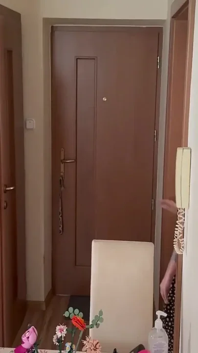 Hot Wife Ordered Pizza and Wanted to Pay Differently Delivery Guy Scammed Herhe Fucked Me