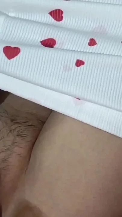 Indian ZaaraParween Wants His BF Big Desi Cock at Home When She was alone at Home Clip 1