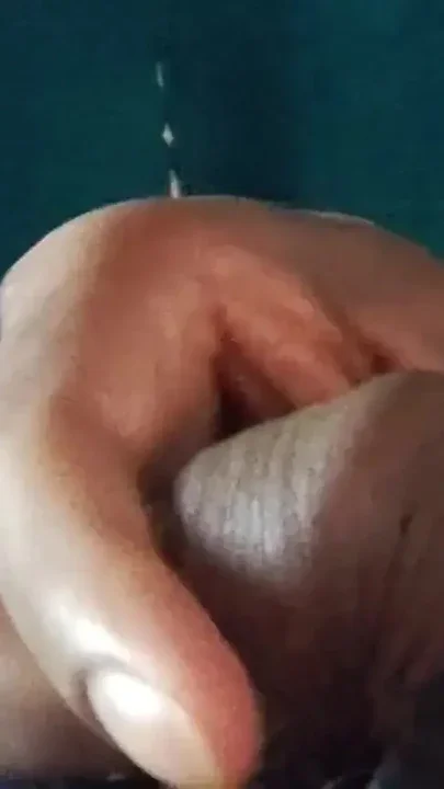 Apne kam wali bai ke Bhajan mein fati Hui Dekhi usne chaddi dekh li Clip 1