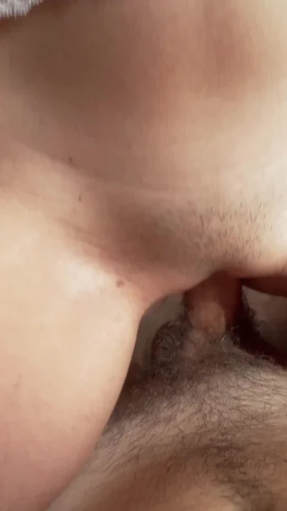 Step Sis Seduce Me With Her Big Ass In My Bed And I Start Jerking Off Behind Her