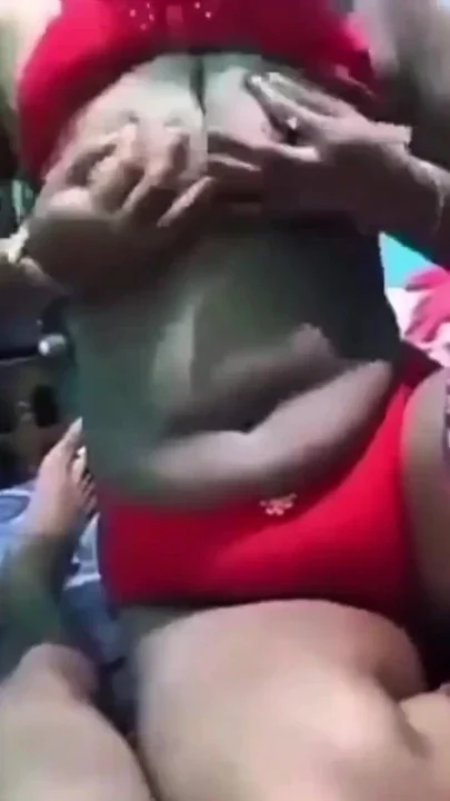 desi girl sucking dick and giving blowjob Clip 2