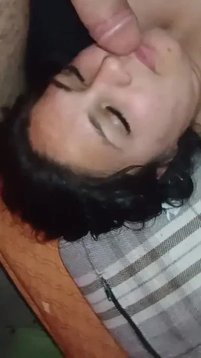 I'm fucked in my mouth and I let go just sucking Clip 1