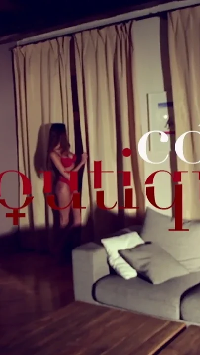 Sylvie Deluxe - Glass of Squirt