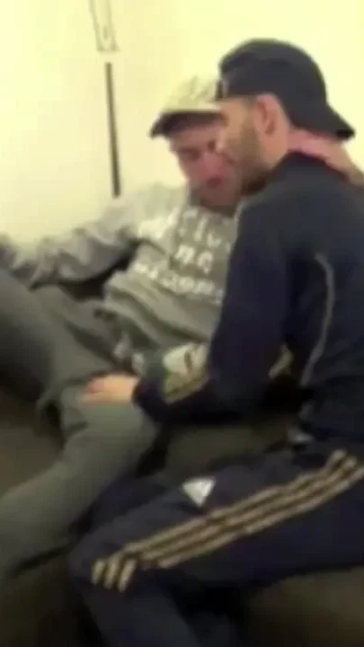 Tiaho fucked by young straight boy discret
