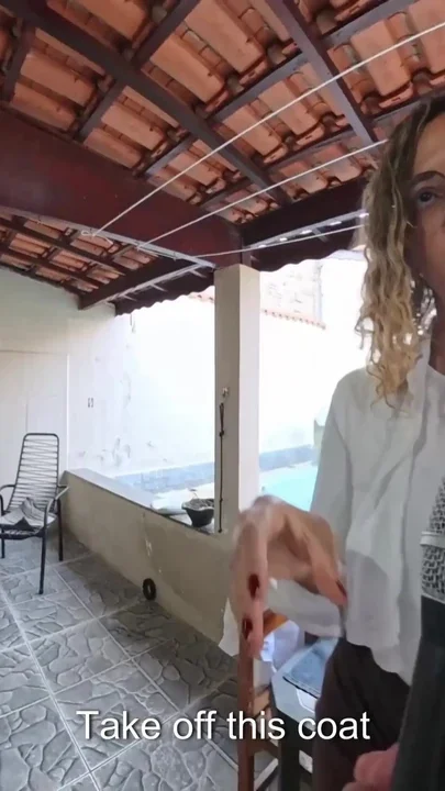 Reporter strips naked after being caught breaking into a house Clip 1