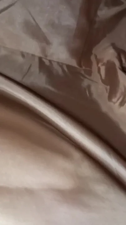 Smooth riding on a ladycoat lining