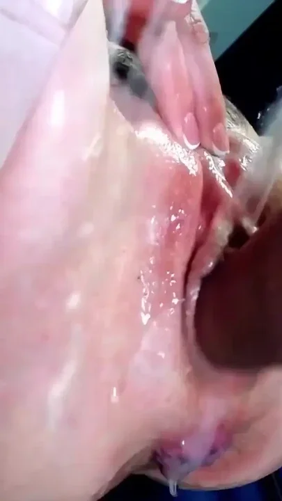 FUCK machine Destroy my creamy PUSSY when i Fingering my Ass Clip 1