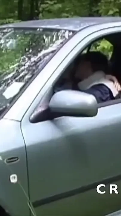 Sexy Latino fucked outdoor by twink