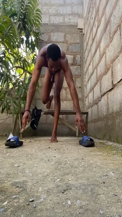 Cum lets workout till we wet and horny