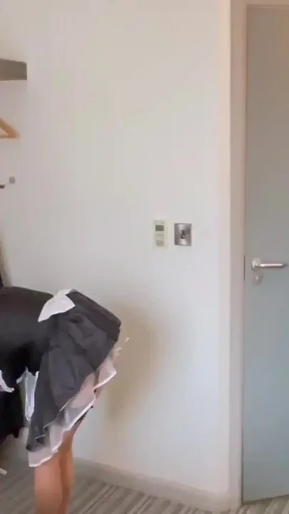 Marie the Maid Is Fucking the Boss