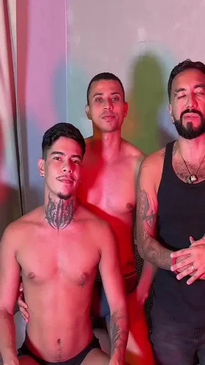 Big Dicks Fuck Tag Team Bareback Gay Group Interracial Hardcore Anal
