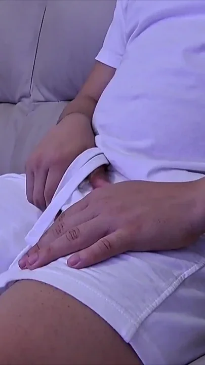 He Shows His Penis in the Waiting Room and Big Ass Girl Can't Resist