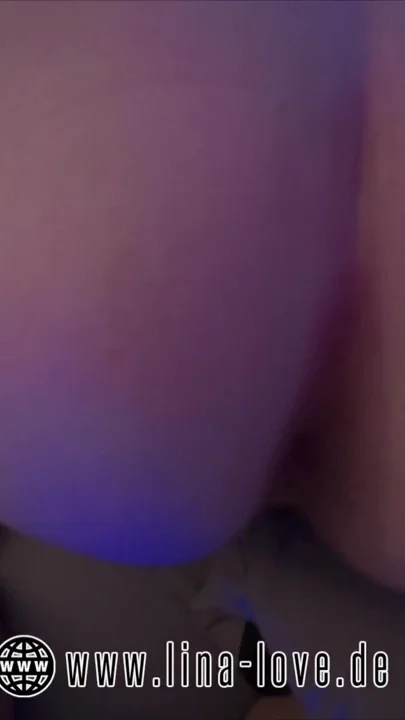 German girl with big ass urgently needs a hard fuck with creampie from