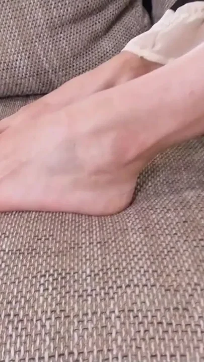 Arab hottest footjob for his sweet cock