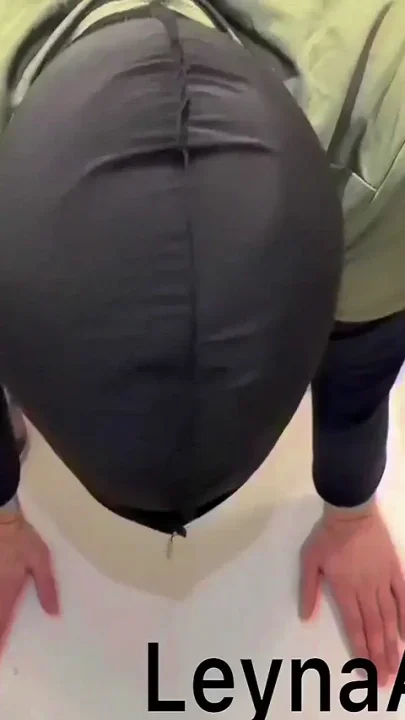 Face Sitting for My Submissive Before Pissing in His Mouth