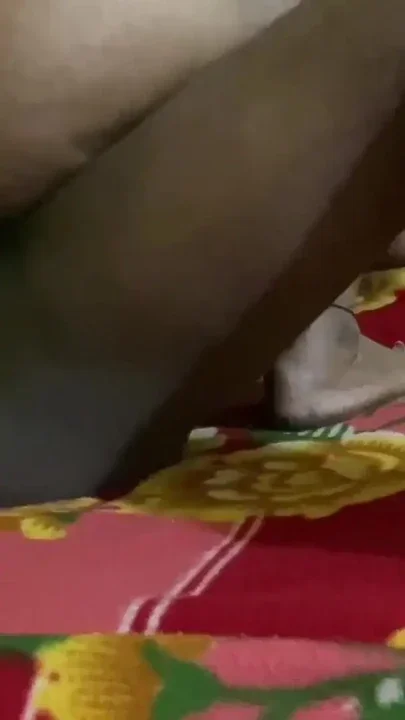 Podoshi wali aunty Ke chudai kare maza aagya Clip 1