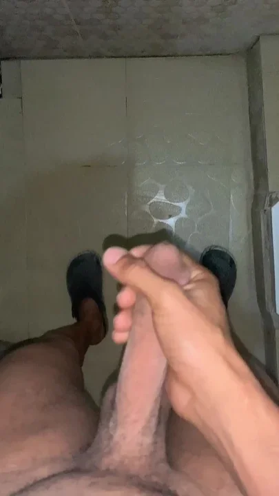 Jerking off in Office Toilet