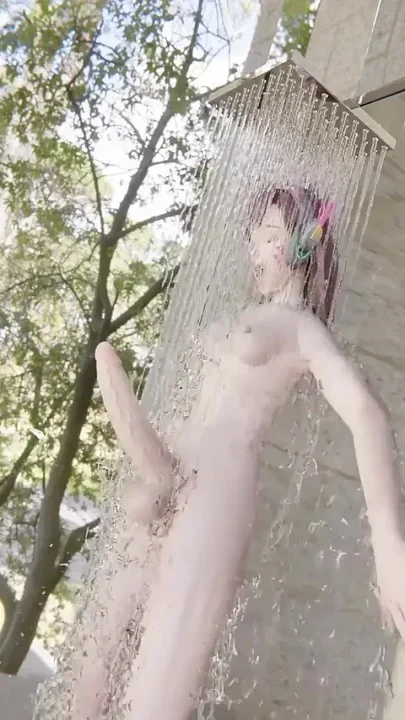 Dva Bath Cumshot no Sound futa Shemale