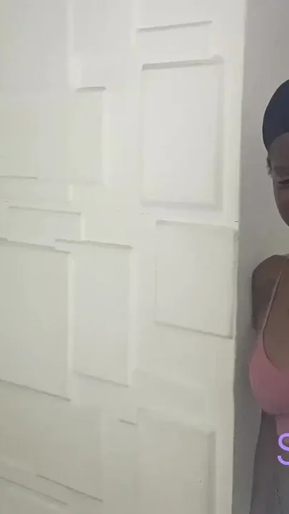 Nasty Ebony Sweet Girl Open Her Wet Creamy Pussy in Kitchen