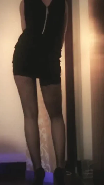Stunning big ass chick fucked hard from her fucker