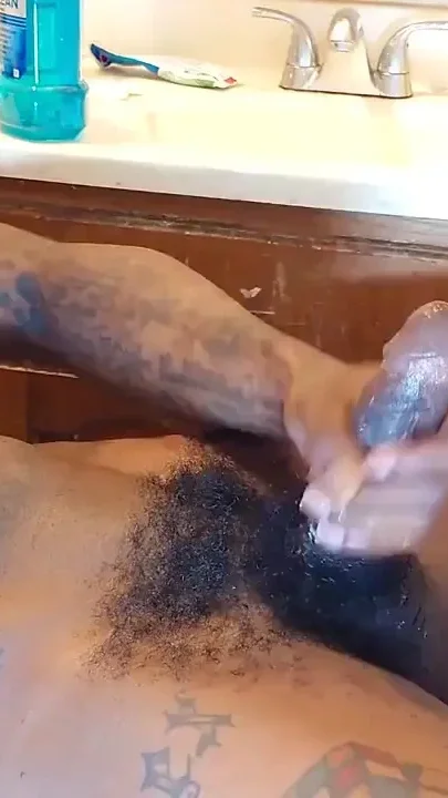 Muscles Tattoos Hairy BBC Hallelujah Johnson Masturbating
