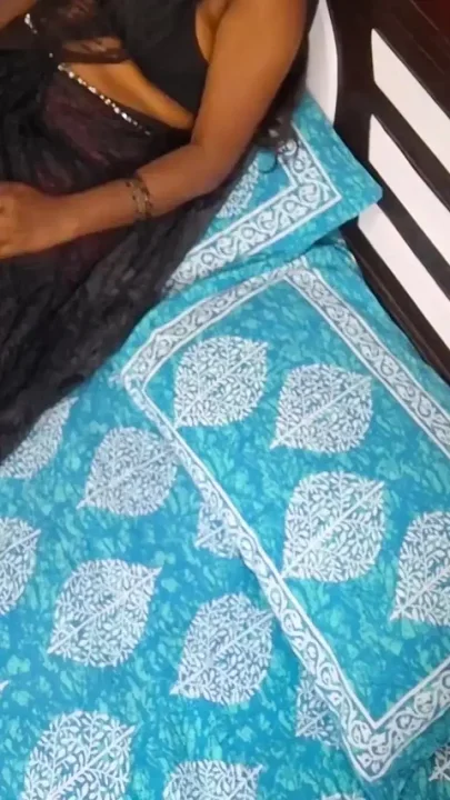 Indian Stepmom Seduces Boy for Sex Pleasure