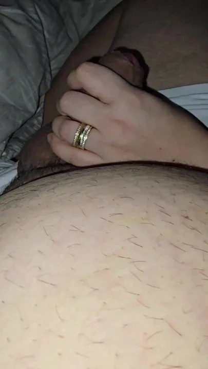 Step son Convincing Step Mom handjob his big dick without problem Clip 2