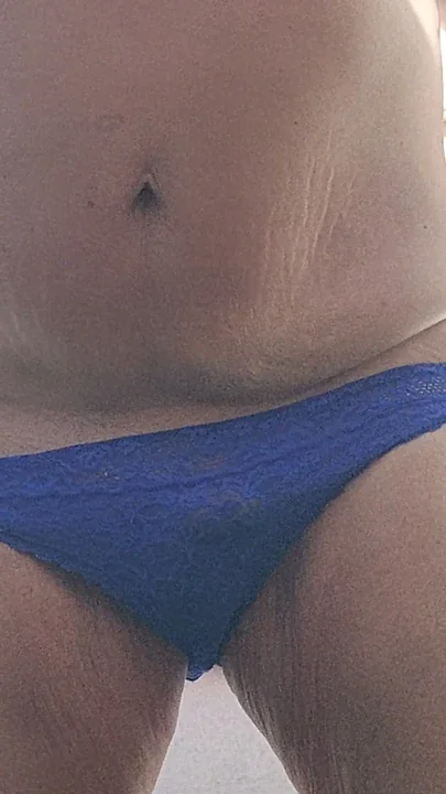 Blue lace piss