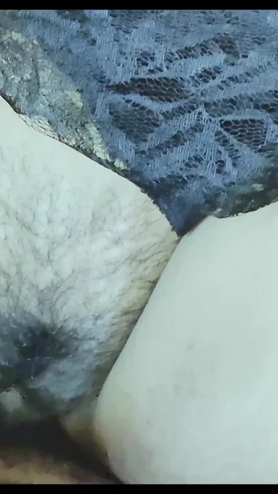 Desi Aunty Sex with neighbour boy while nobody at home Clip 3