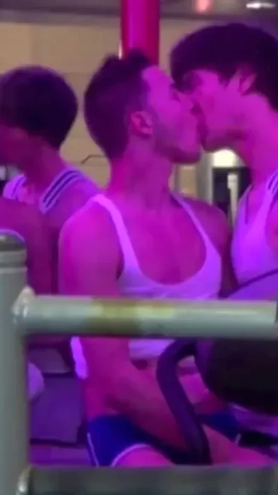 The twink kevin ass fucke dby claixte at the sauna