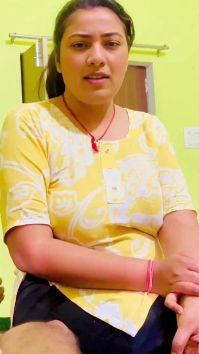 Step sister fucked by me she wants 2000 for repair her friend scooter Hindi AudiO Clip 1