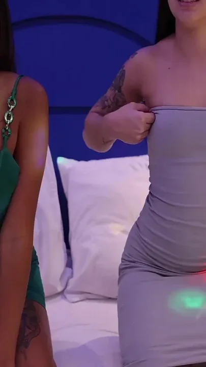 Hot Teen College Threesome with Maria and Giulia