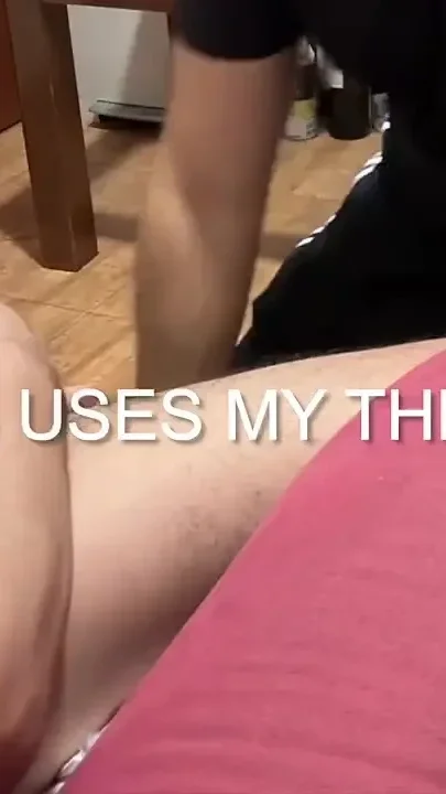 Dominant Jock Spreads His Legs and Gets Deepthroat