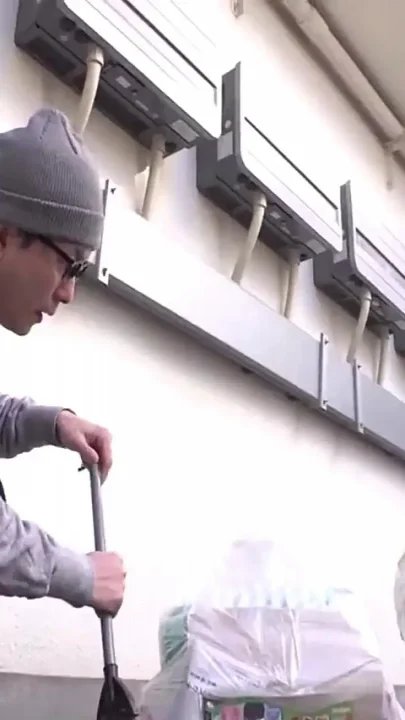 When a Carefree Housewife and a Curious Gaze Lead to Secret Passion Ep 2