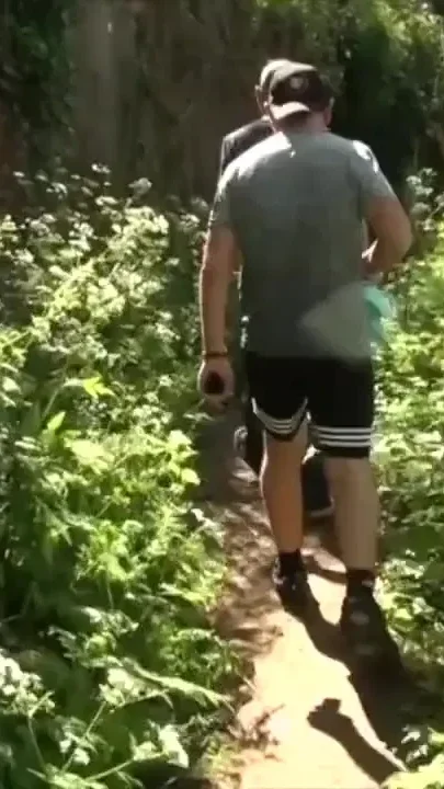 Fucked bareback by Stepdaddy in exihnb cruising