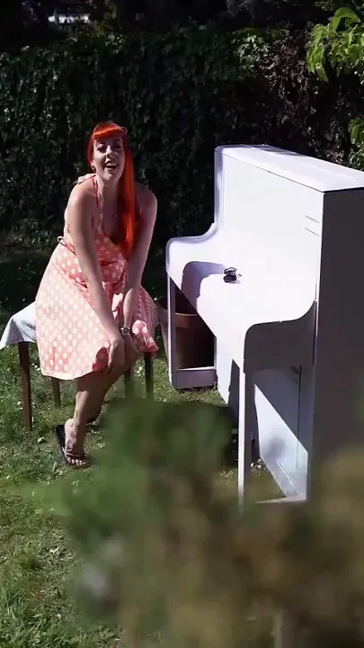 Auburn Fox Cumming in the Garden Pt2