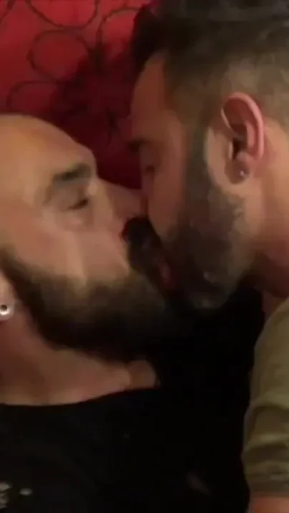 Martin Mazza fucked bareback by Juan Jo