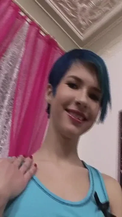 Girl screams in pleasure as a huge cock thrusts her ass deep
