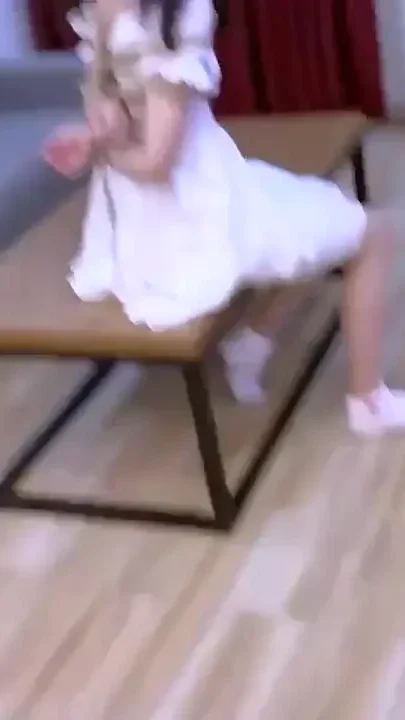 Hui10 - Using Ropes to Bind a Super Cute Girl in White Socks Into Various