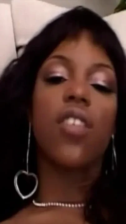 Jada Fire and Marie Luv grants full anal access