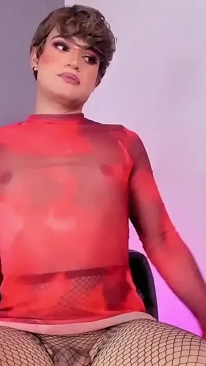 Ken Dancing Sexy for You in Red Dress and Bouncing Her Ass