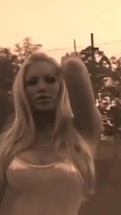 Atm love machine - Scene 03