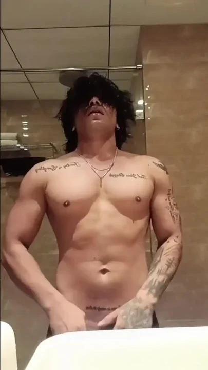Hot n sexy boy nude shower show Clip 1