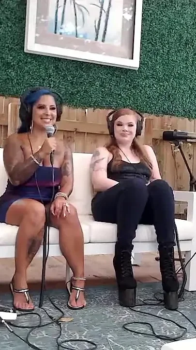 Livestream Adult Just Chatting with Spanish Barbie Dwayne Foxx Mrflourish