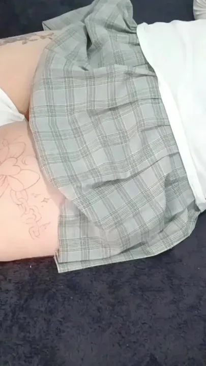 PERVERTED COUSIN TAKES ADVANTAGE OF HIS SCHOOLGIRL COUSIN'S INNOCENCE Clip 1