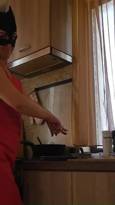 Adventures of Milfycalla Ep 70 Mix of Cooking While I Make Sex