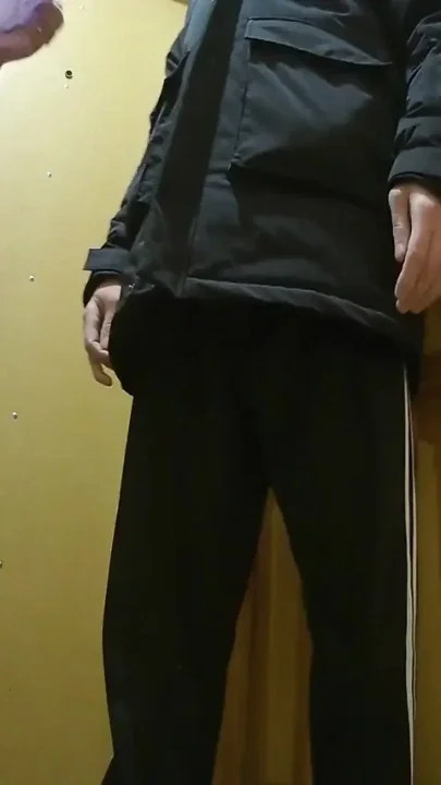 Jerking off to a courier with a sex toy